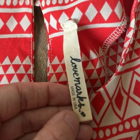 LOVE MARKS Geometric Pattern Blouse Size Small - Picture 4 of 5